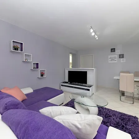 Apartament Happy *